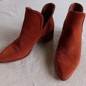 lucky brand ♡ suede leather teresha booties